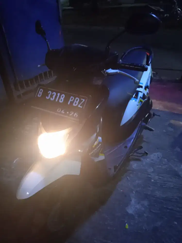 Motor Honda beat pop