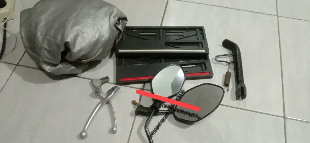 Sarung motor,spion,standar samping,cover plat nomor,handle rem mio