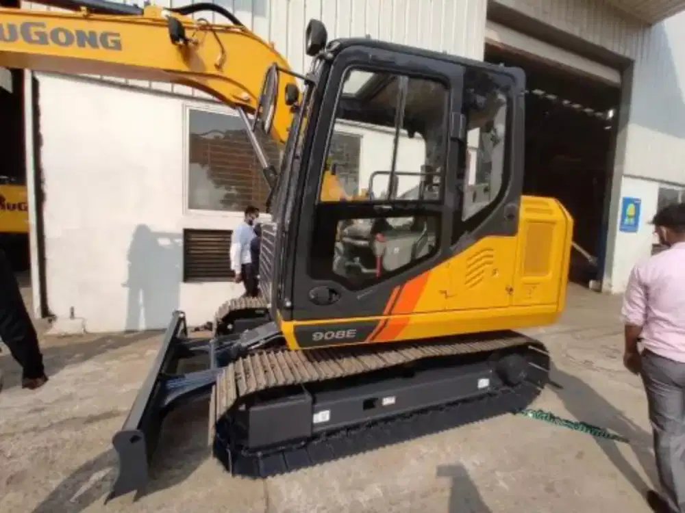 Excavator liugong 908E