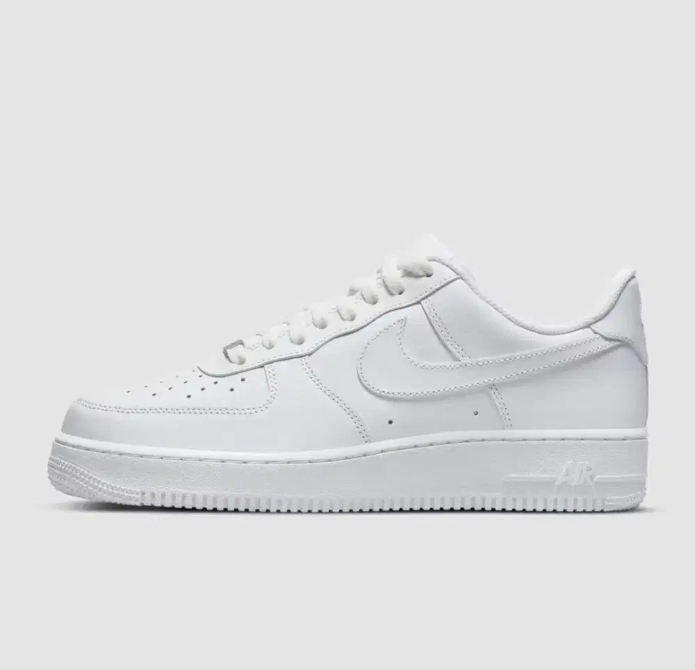 Nike Air Force 1 '07 Size 42,5 Male