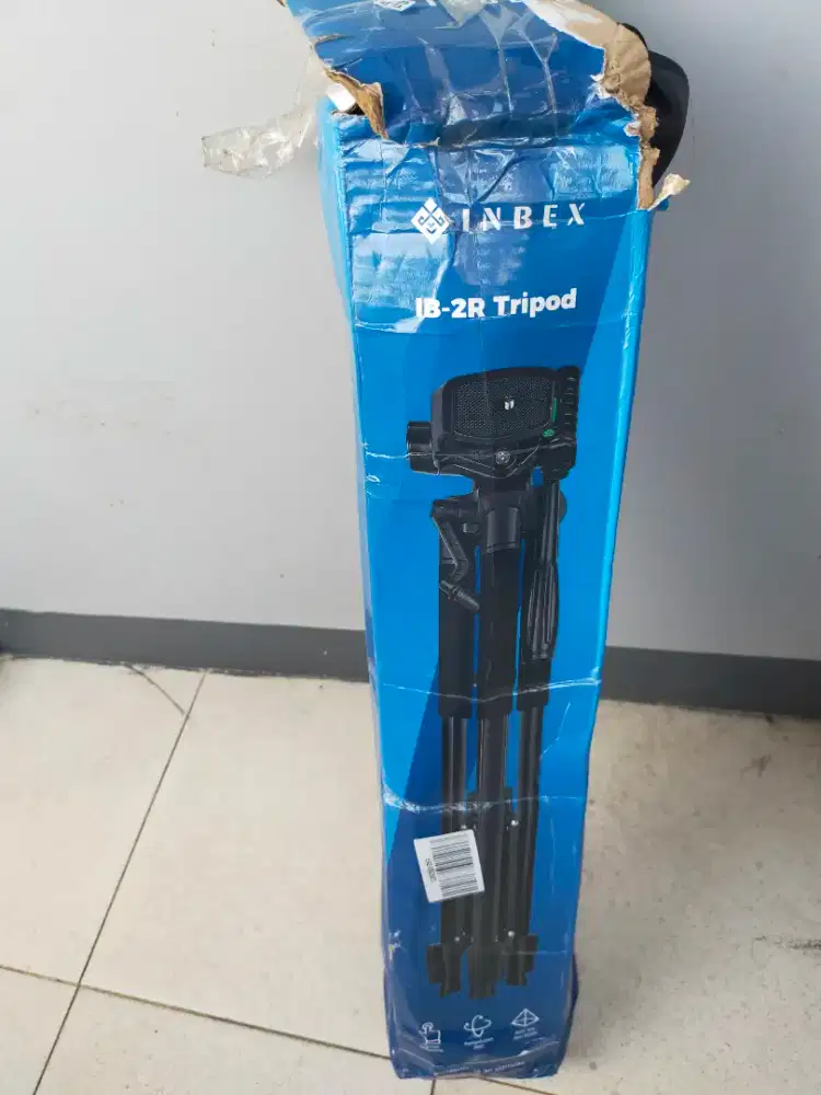 Tripod untuk memotret