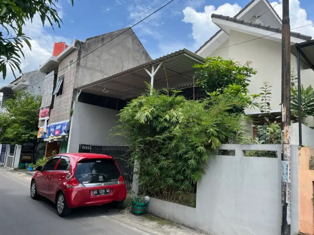 rumah minimalis siap huni dekat Fajar indah Solo