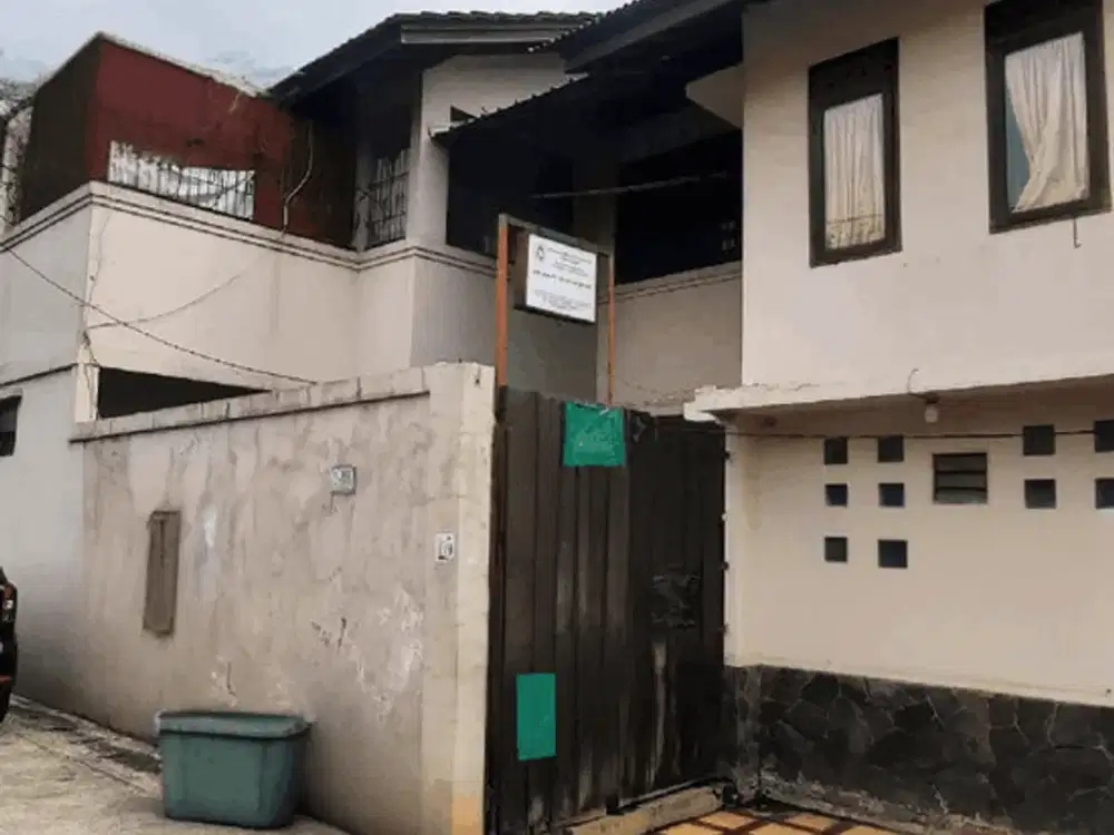 Rumah 2 Lantai Di Daerah Stategis Taman Cikunir Indah S9176