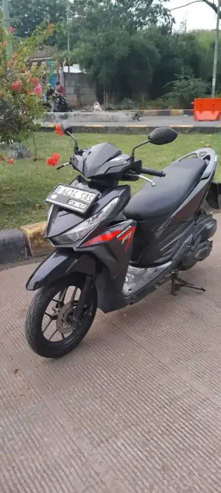 Vario led 125 th 2015 pjk on ori
