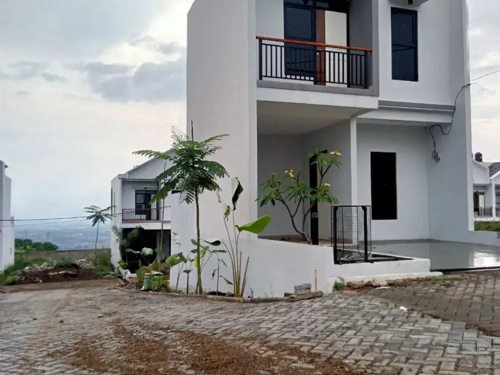 Pasti cocok,, Rumah serasa Villa di Cilame 10 mnt exit tol padalarang