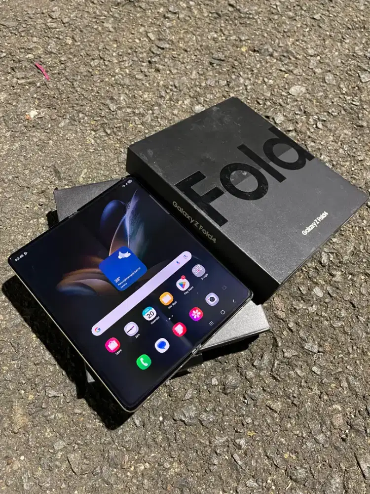 Samsung Z Fold 4 256gb SEIN Fullset Original