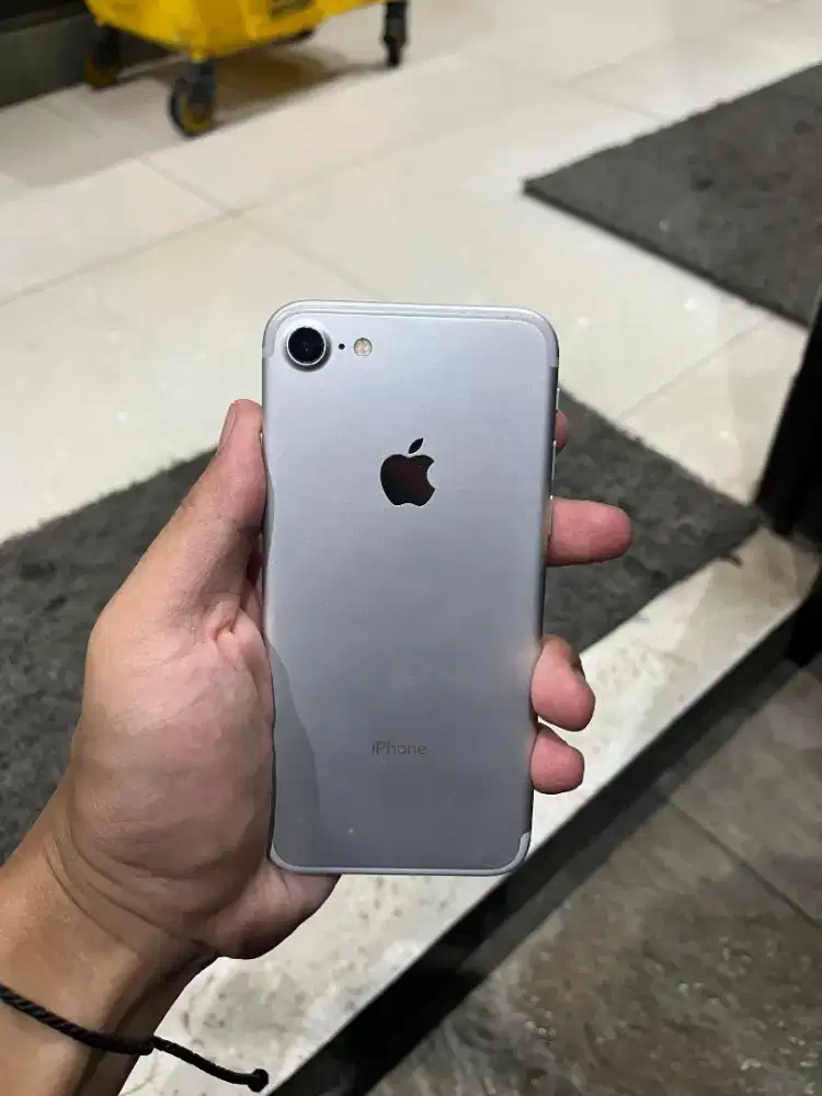 iPhone 7 32GB Aman