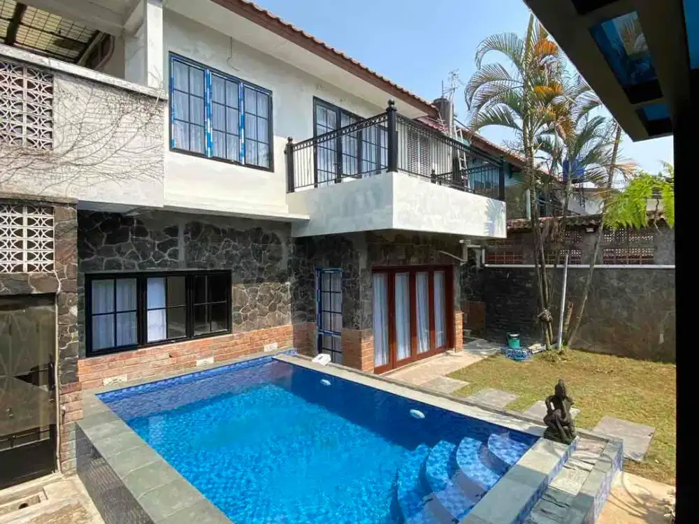 Sewa Murah Rumah Semi Furnished Raffles Hills Cibubur