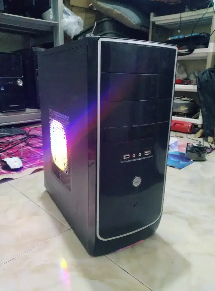PC Core i3 ram 8gb ngebut buat harian olshop ok gres mulus fan RGB
