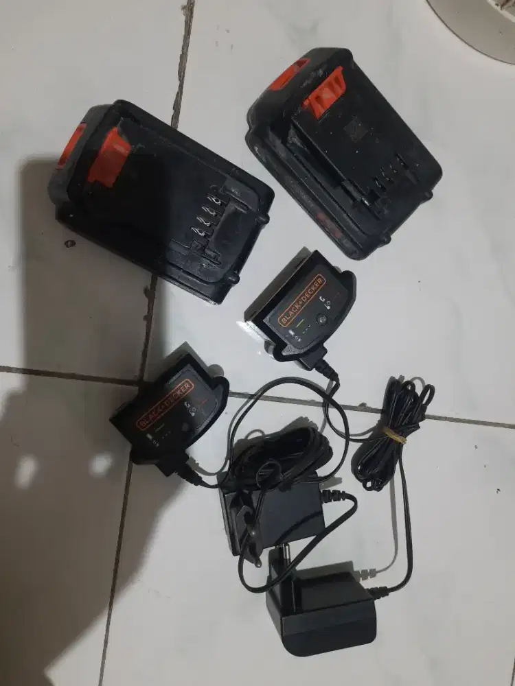 Batere + Charger Black Decker