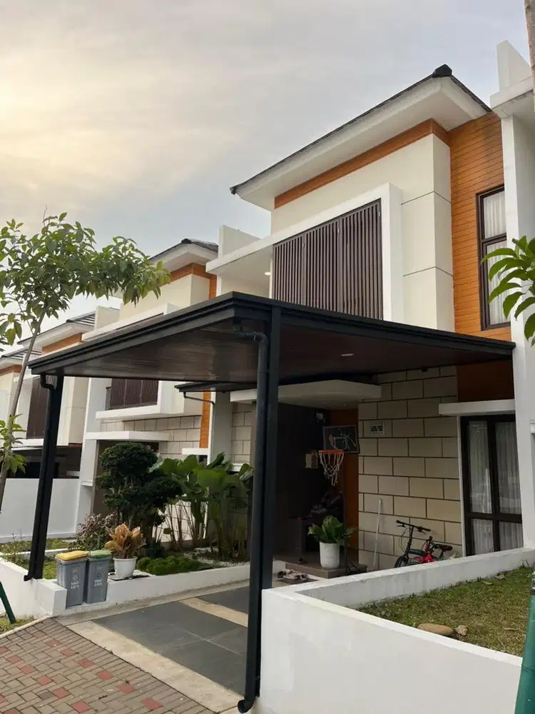 Dijual Rumah Full Futnished Plus Kolam Renang