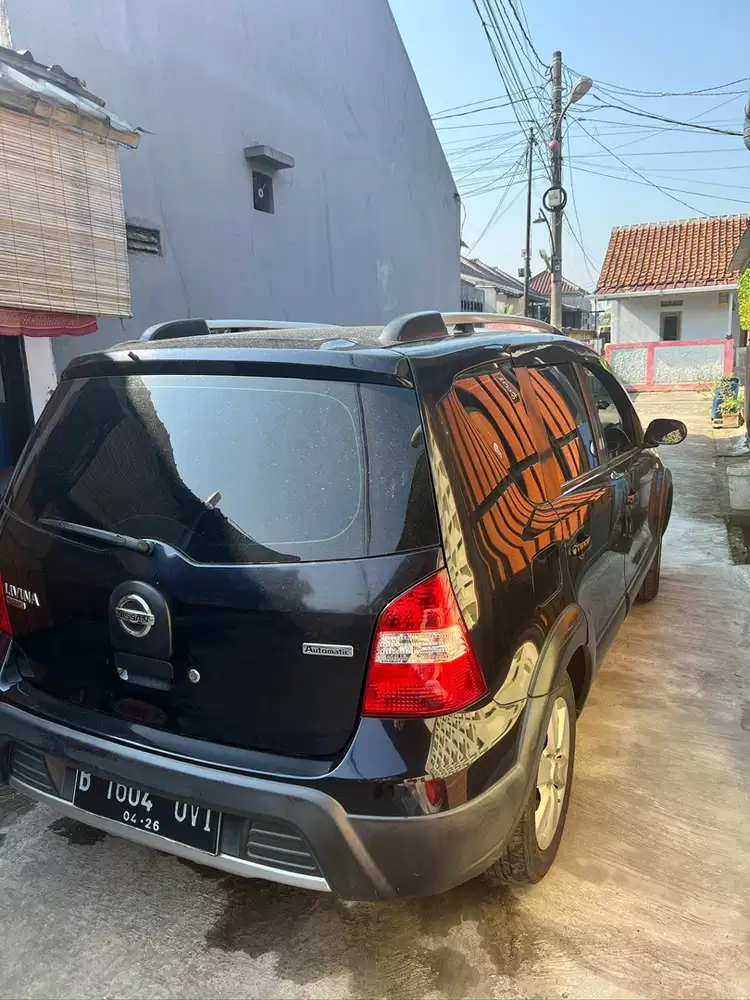 Nissan Livina 2011 Bensin