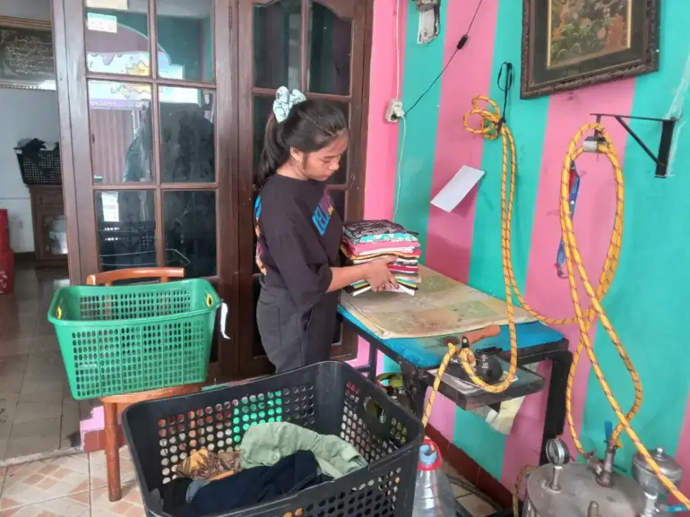 Dibutuhkan tenaga gosok setrika uap