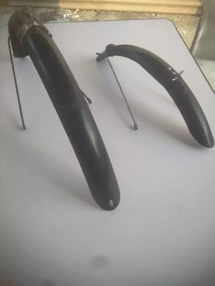 spakbor sepeda lipat R 20