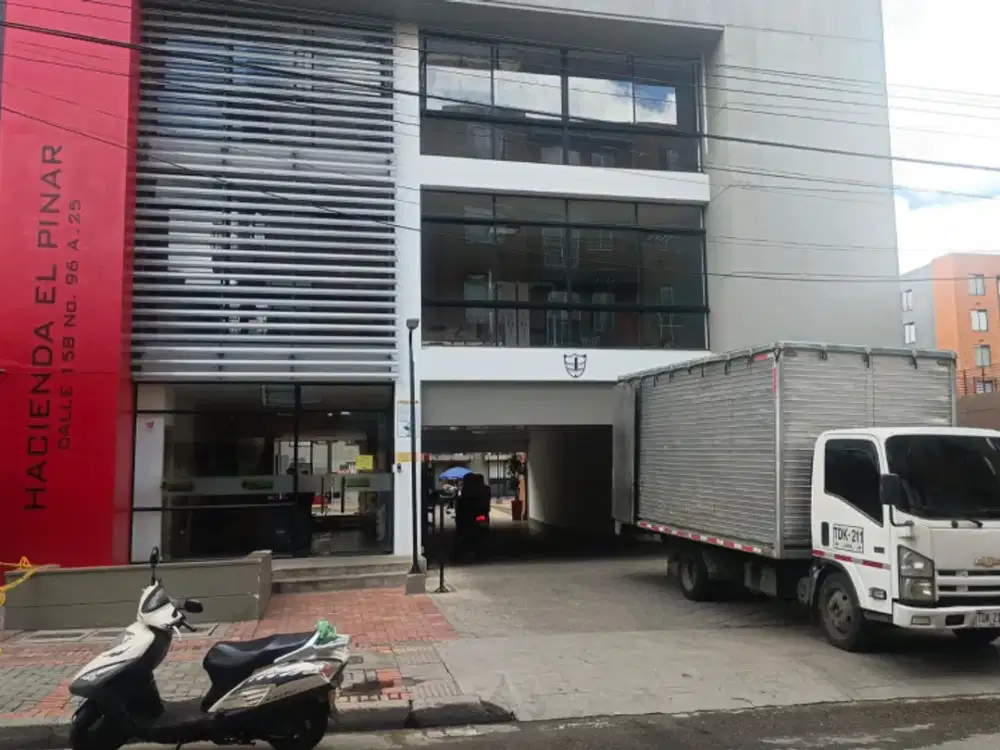 Rumah Mewah Bintaro Jaya Sektor 5 Tanah Luas Asri, Turun Harga