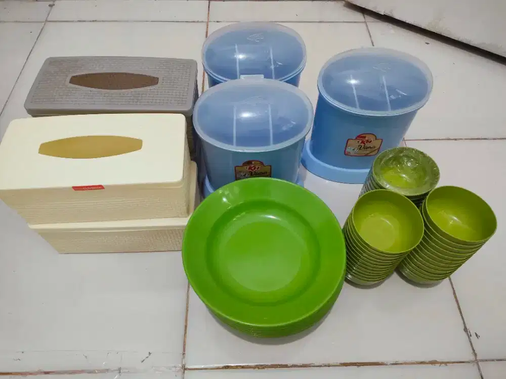 Di jual perlengkapan usaha rumah makan
