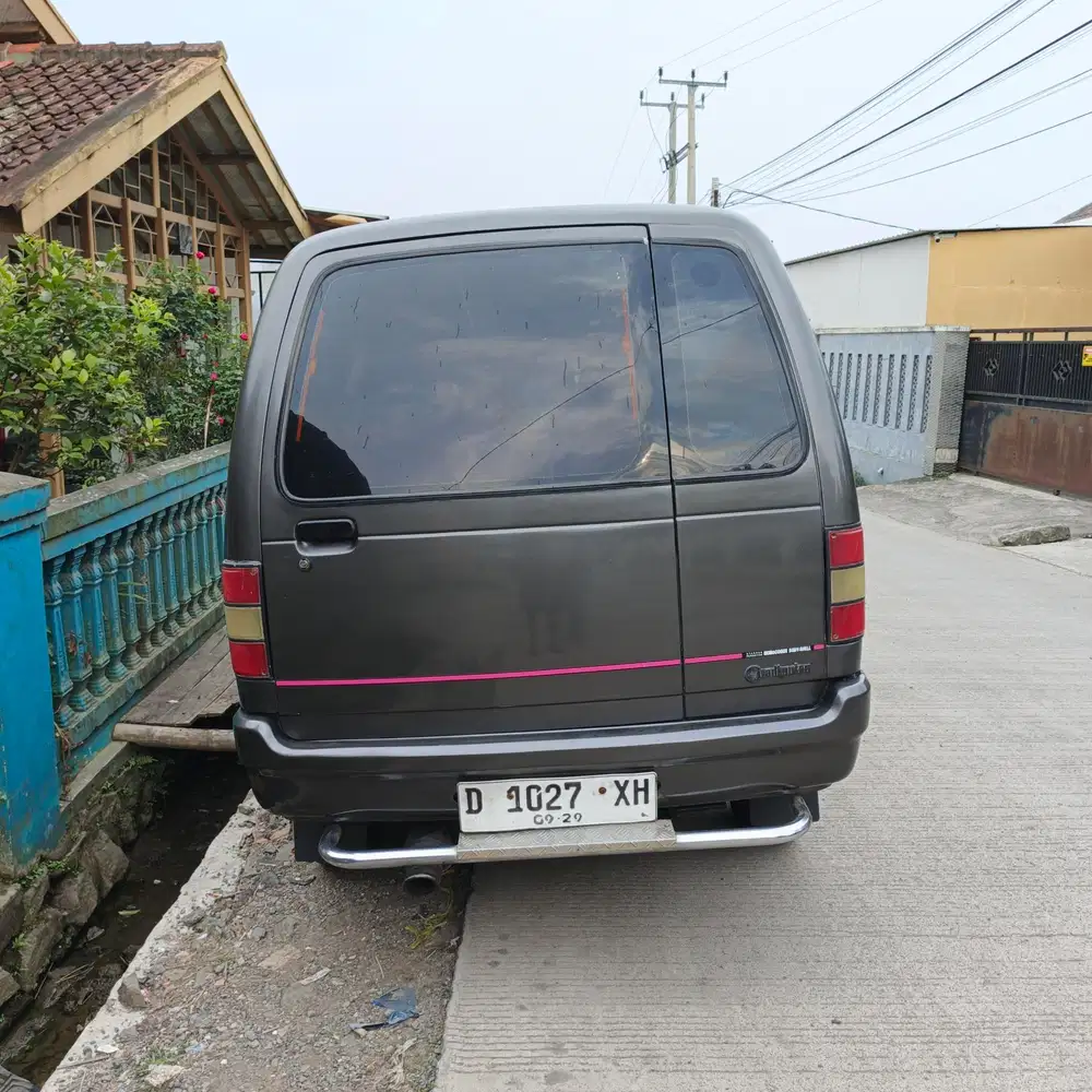 Suzuki Futura 1994 Bensin