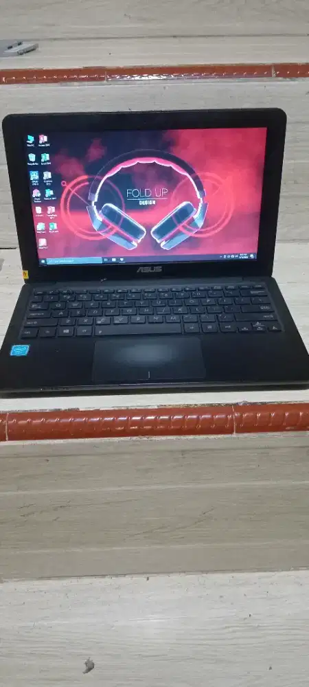 Asus slim mulus garansi susah ssd128gb cikarang cibitung tambun bekasi
