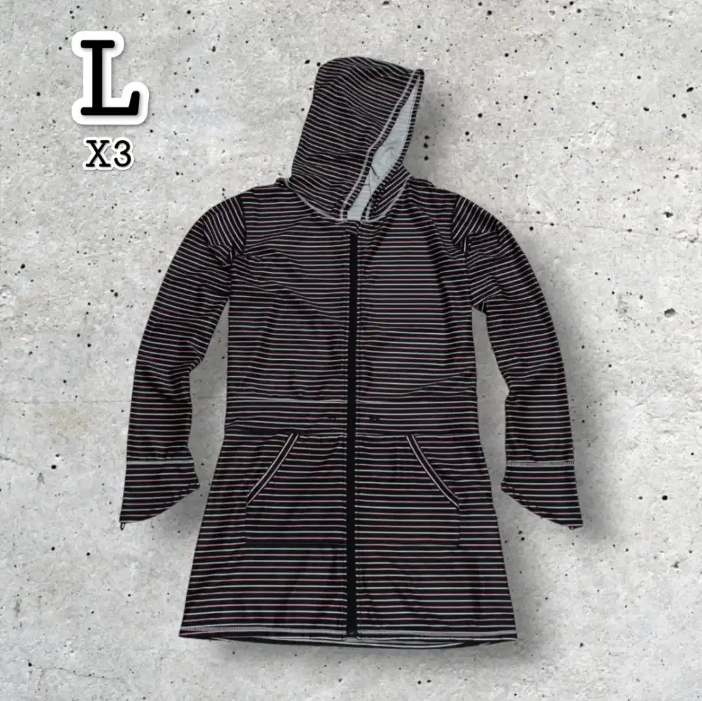 TrackHodie Quatre Epice