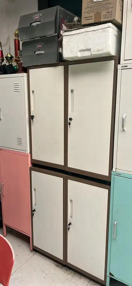 Informa Lemari Besi 1 Pintu