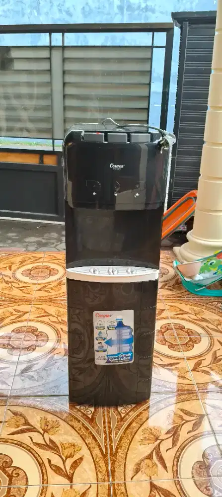 Dispenser panas dingin oke