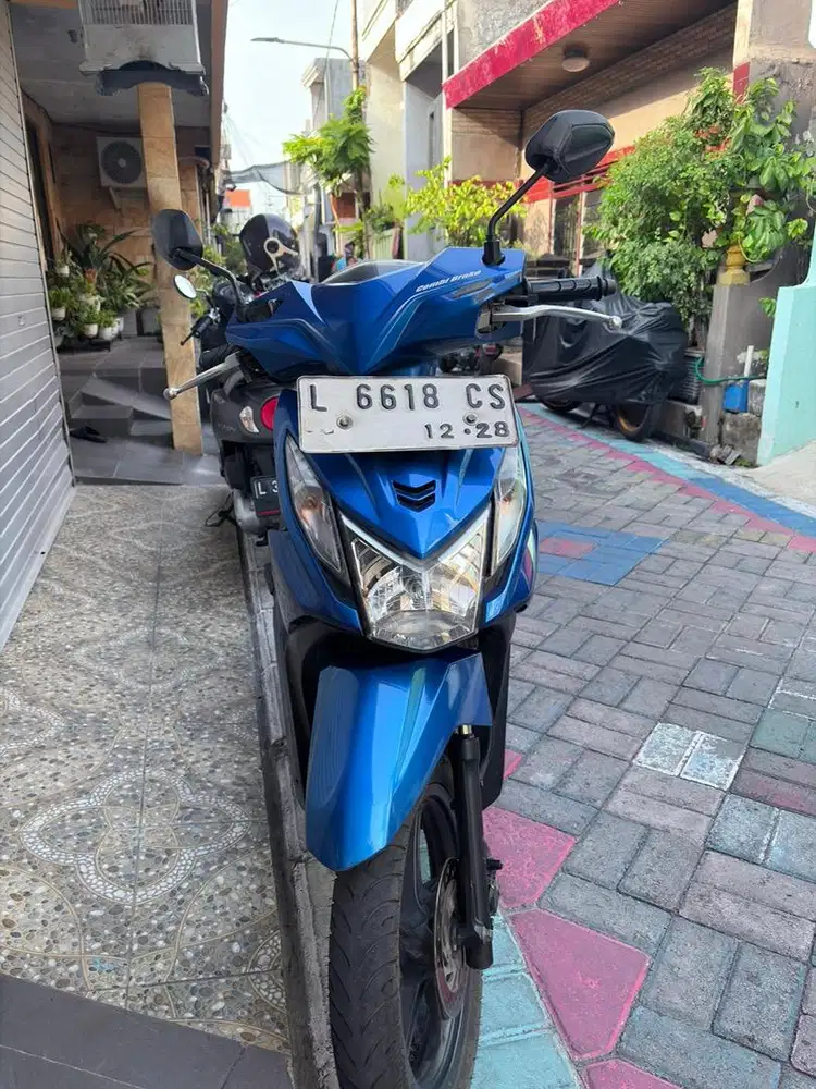 Honda Beat Biru Hitam 2013
