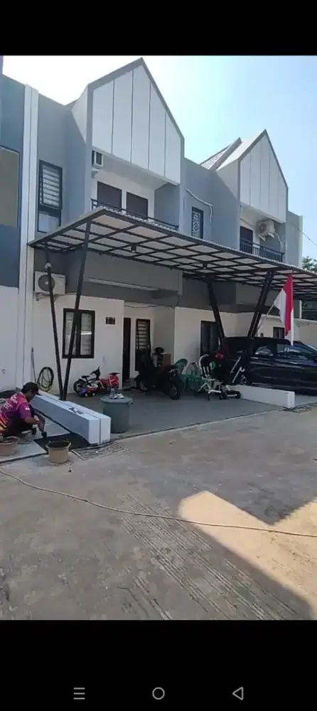 Rumah skandinavian dua lantai siap huni