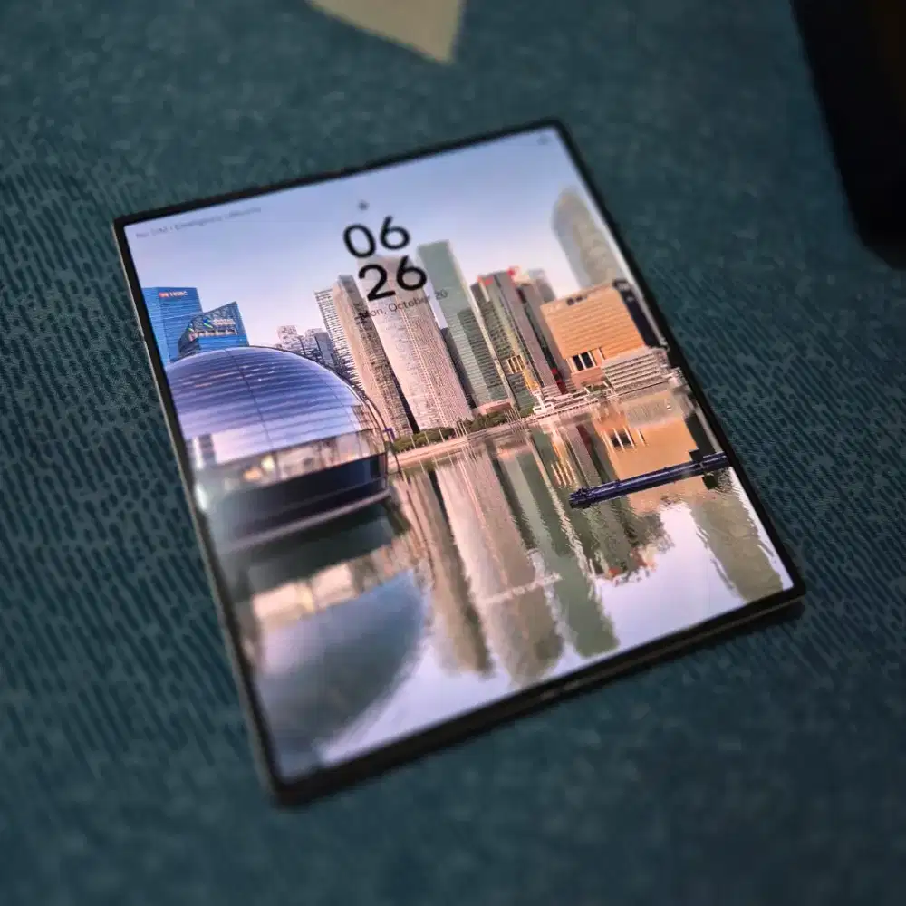 Samsung Z  Fold6 12/512 Silver Shadow SEIN Baru 3 Bulan