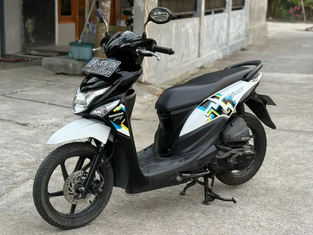 Honda beat 2017 plat ab km rendah