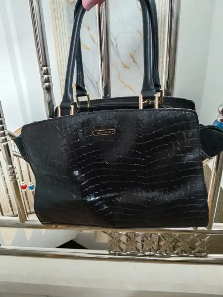 Jual tas Donini