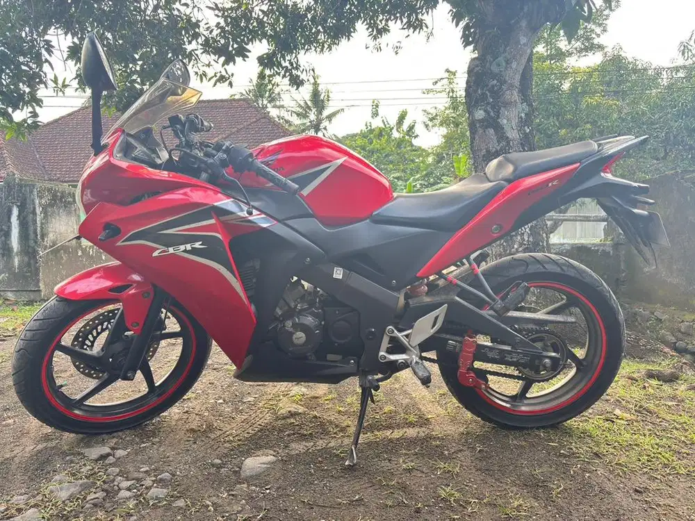 CBR 150r th 2013