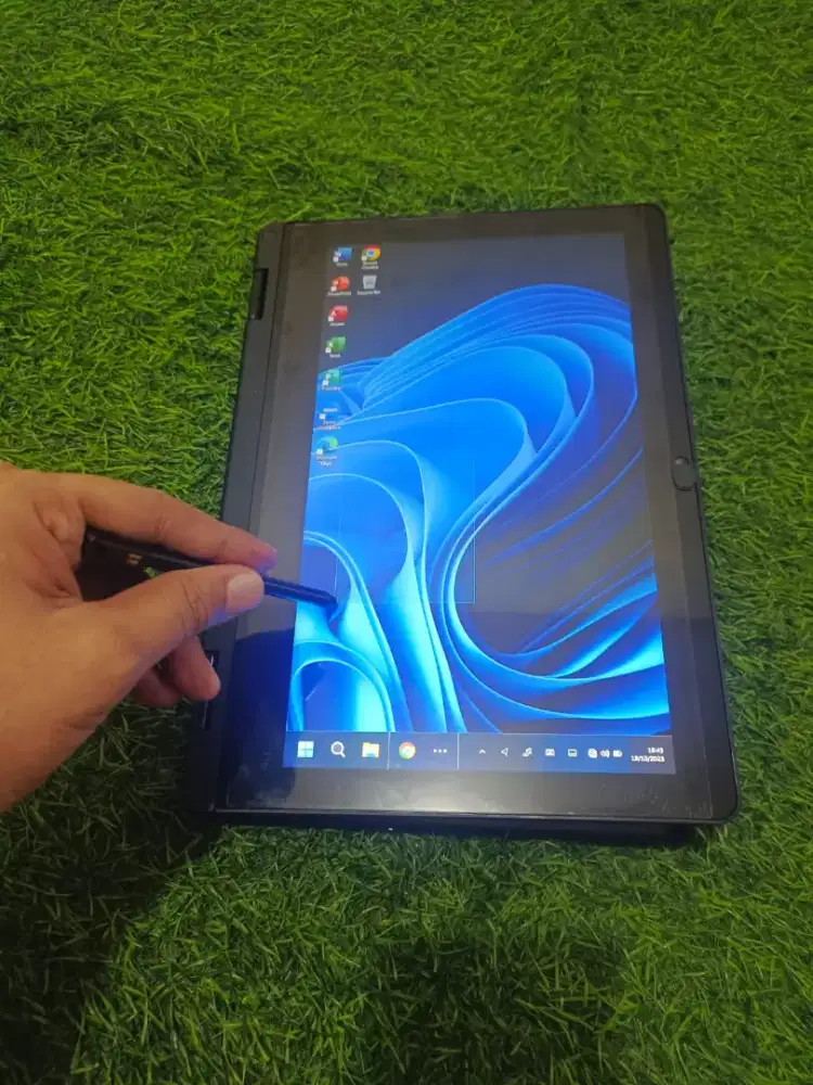 Lenovo thinkpad yoga 11e i5 gen 8 mulus