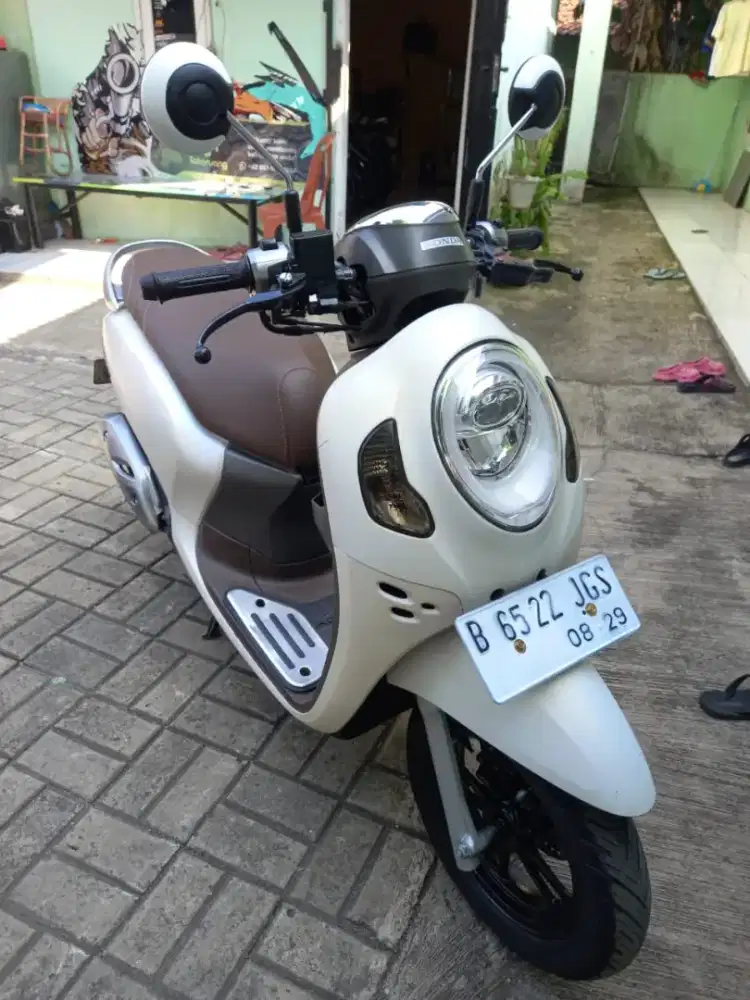 Scoopy prestige 2024