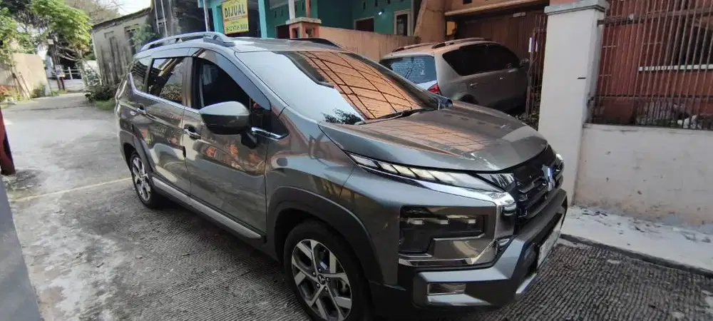 New Xpander Cross 2024 Premium CVT Green Bronze • Cash Only