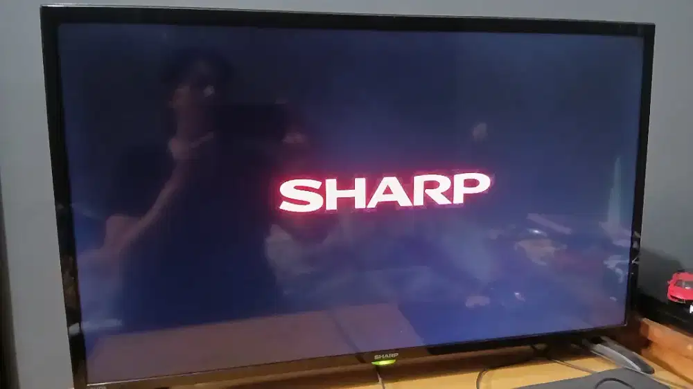 Tv digital LED 32 inch sharp aquos