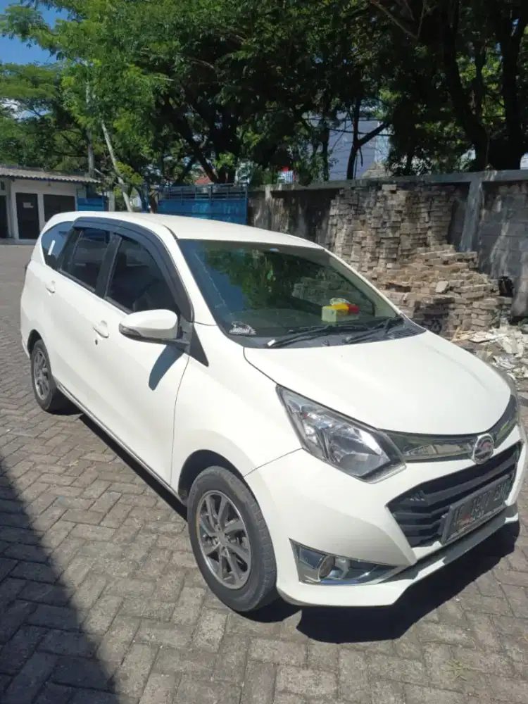 Di jual Sigra R 2017 M/T
