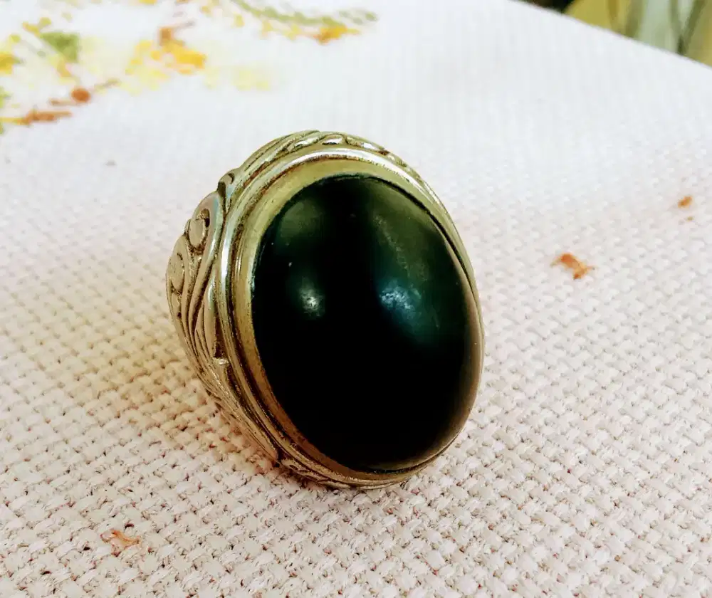 Cincin akik pusaka