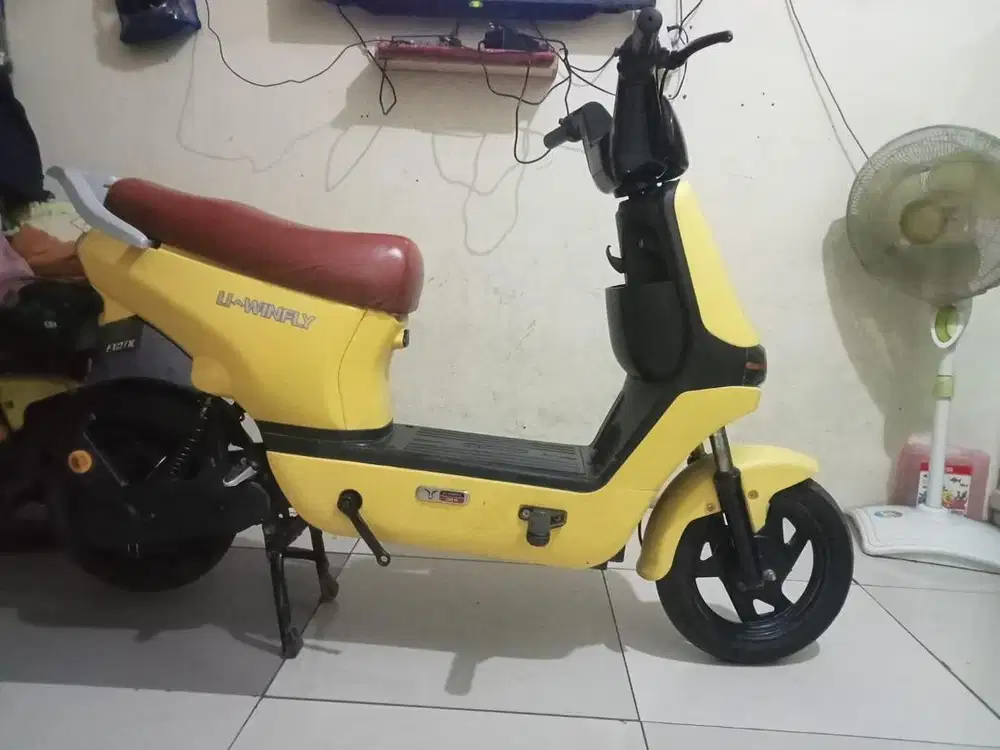 Sepedah listrik uwinfly D8s