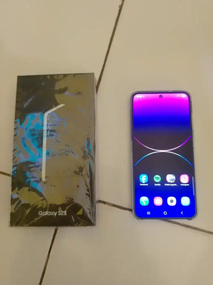 Samsung Galaxy s25 basic 5G 12/256