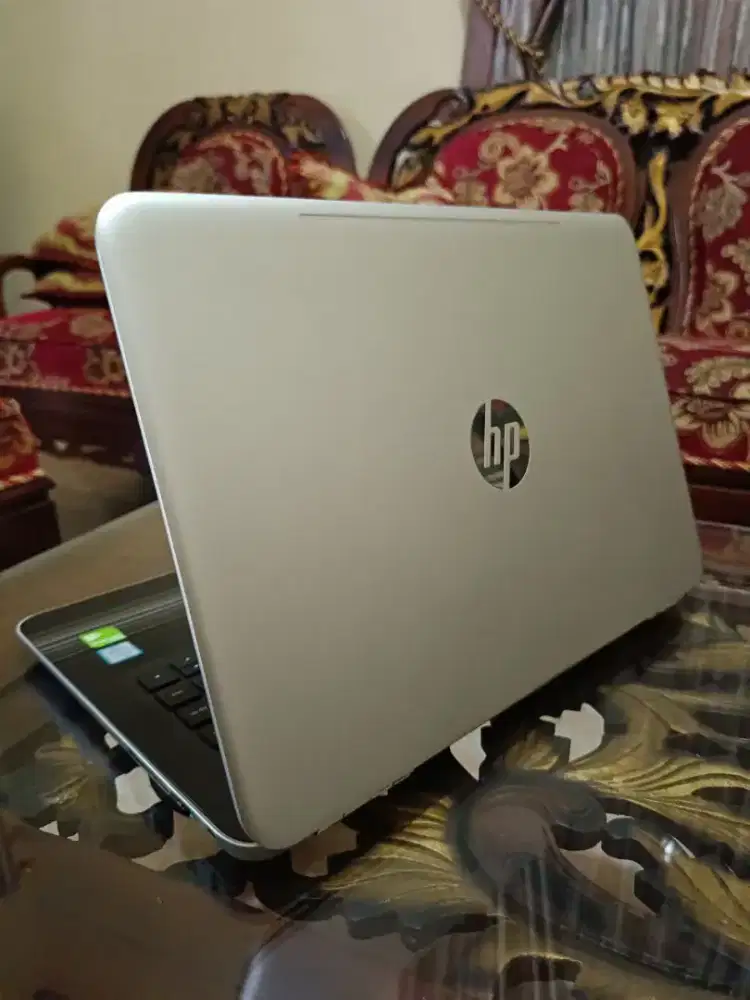 Laptop HP Pavilion Touchscreen Core i5 RAM 16GB VGA NVIDIA 2GB