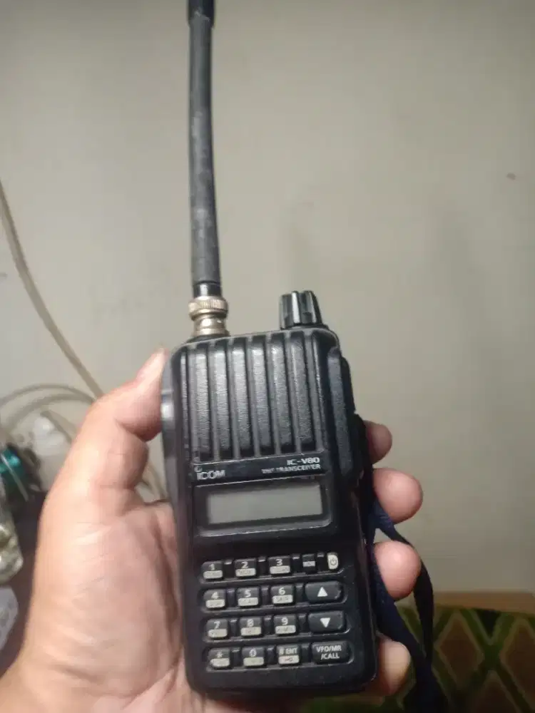 HT ICOM V80 Transmit/Receive Berfungsi normal, Battery Aman
