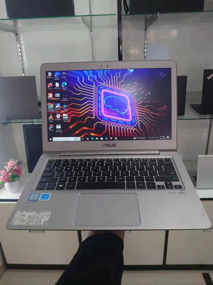 Asus zenbook ux330UA