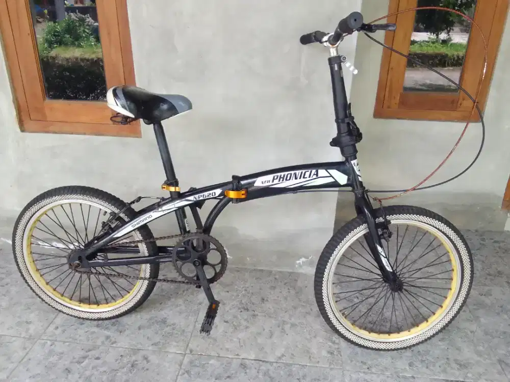 Sepeda lipat 20