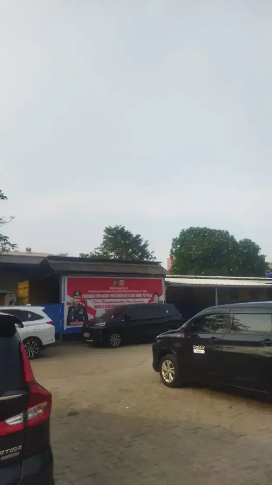 Dibutuhkan untuk jaga dan melayani pembeli di kantin
