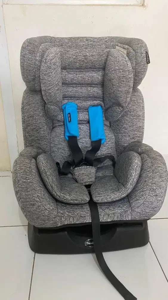 Car seat Coco Latte bisa untuk newborn 0-25kg masih bagus