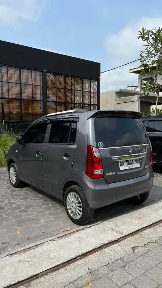 Wagon R 2014 AA magelang