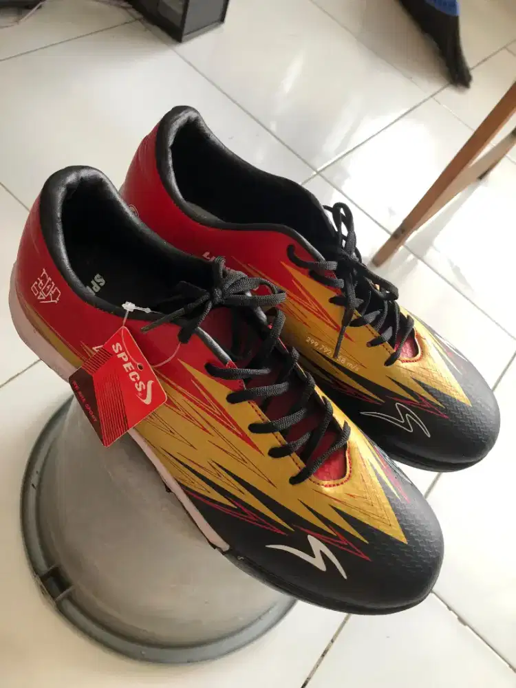 Sepatu futsal sepatu olahraga