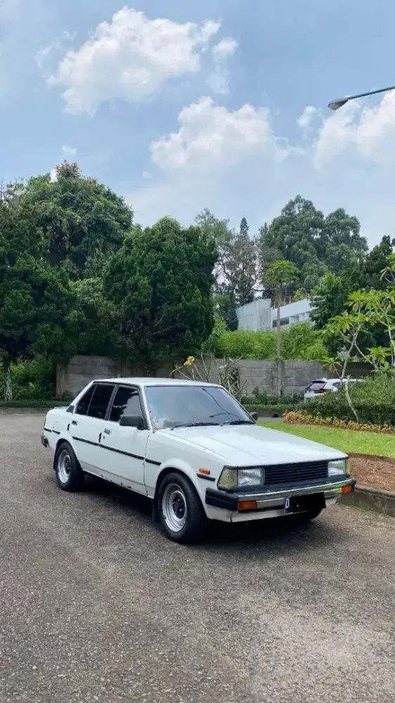 COROLLA DX 1982