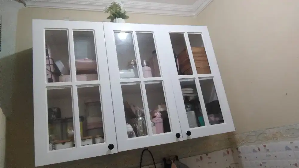 Kitchen set minimalis dapat 2 lemari