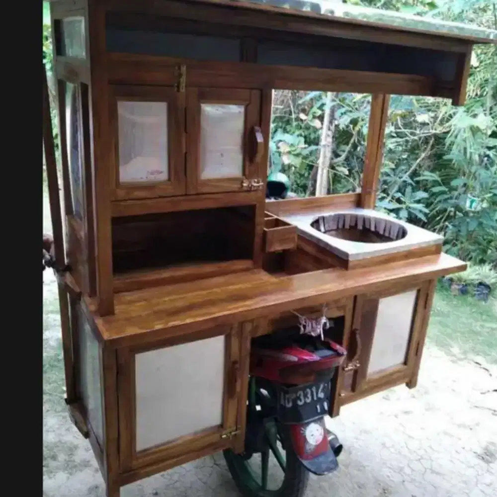 Dicari yang mau kerja